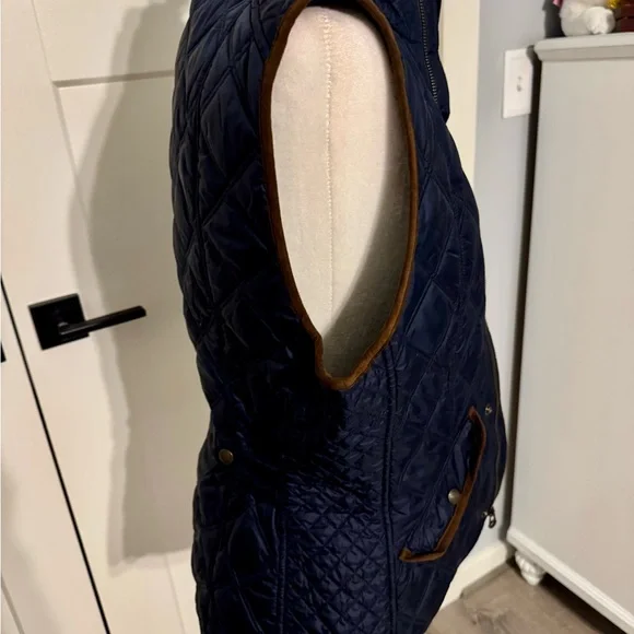 Polo Ralph Lauren, Navy Quilted Vest with Brown Trim - Picture 3 of 5